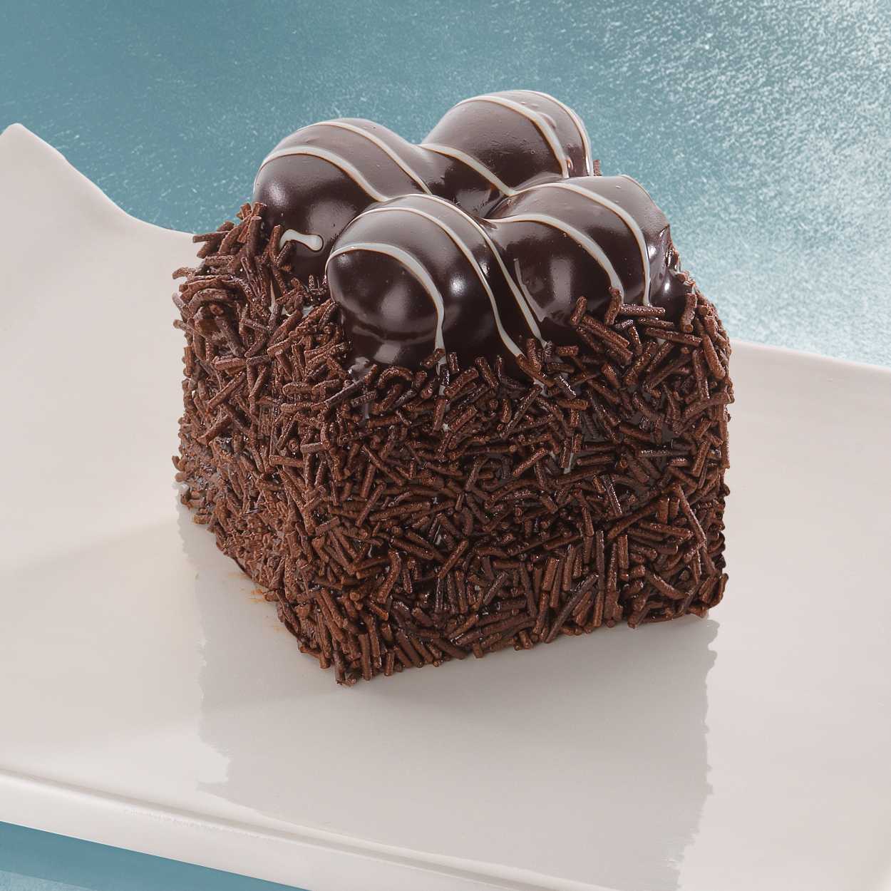 Profiterol Siyah Kare 1250x1250 1
